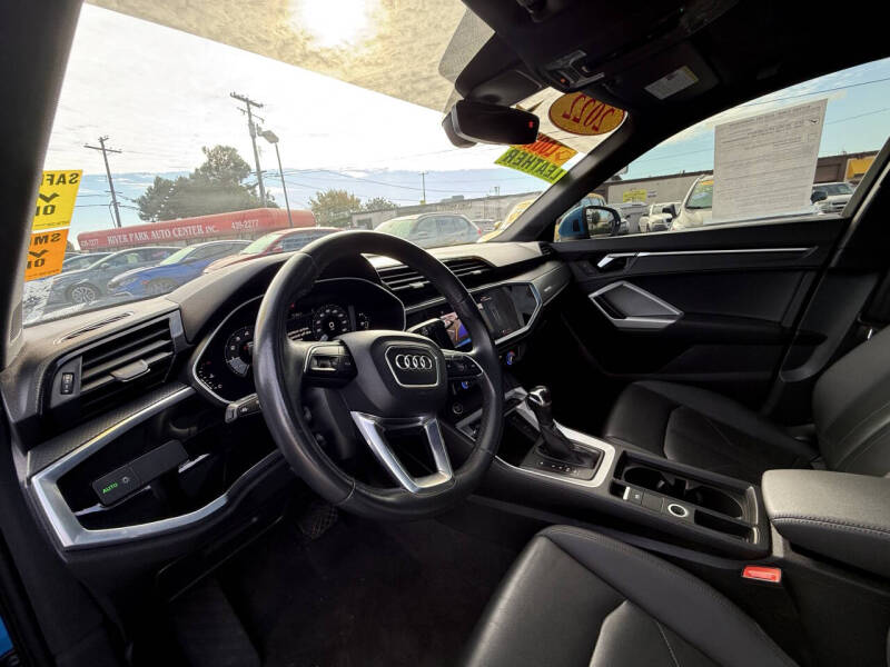 2022 Audi Q3 quattro S line Premium 45 TFSI