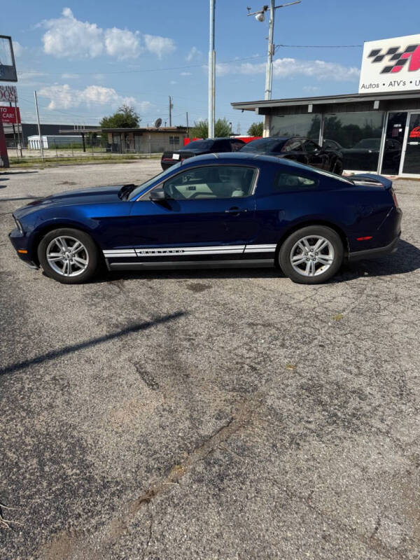 2011 Ford Mustang V6