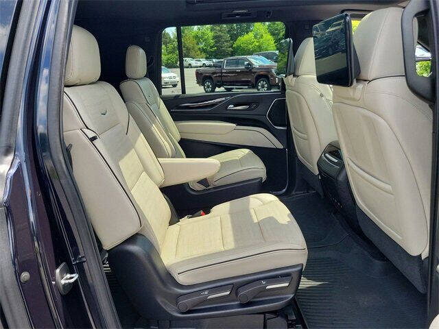 2021 Cadillac Escalade ESV Sport