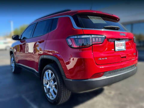 2023 Jeep Compass Latitude Lux