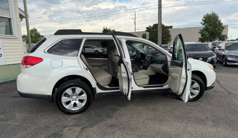 2011 Subaru Outback 2.5i Premium