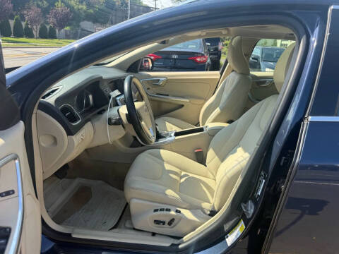 2015 Volvo V60 T5 Premier