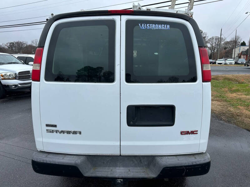 2010 GMC Savana 3500