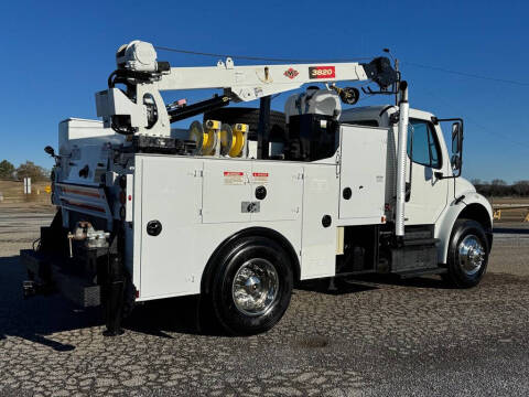 2012 Freightliner M2 106