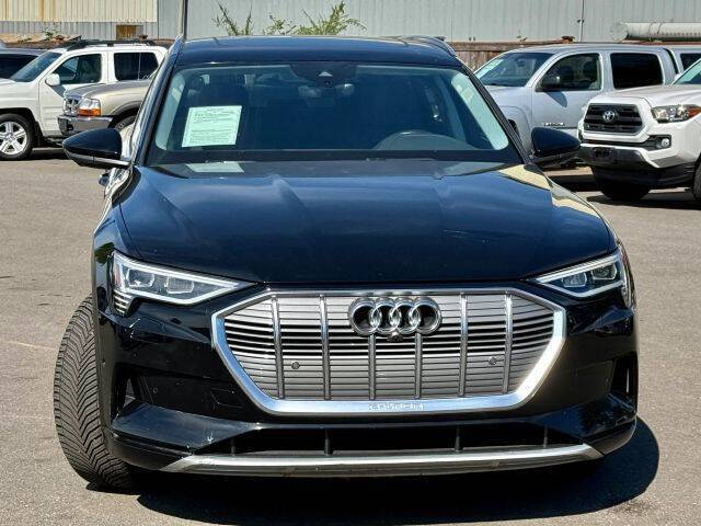 2019 Audi e-tron quattro Premium Plus