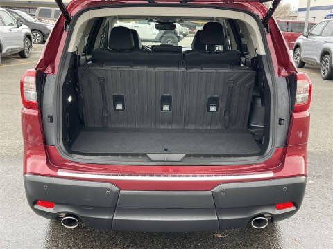 2025 Subaru Ascent Limited 8-Passenger