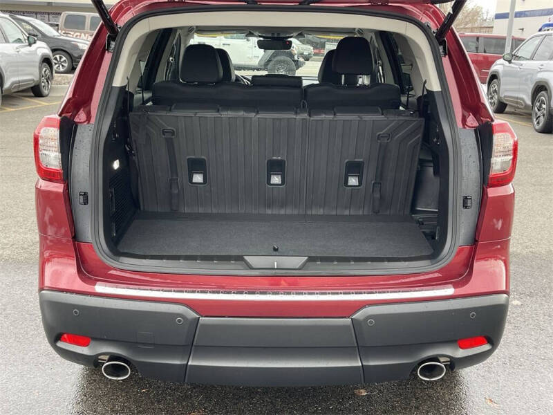 2025 Subaru Ascent Limited 8-Passenger