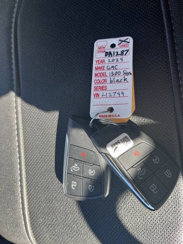 2024 GMC Sierra 1500