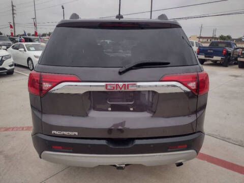 2017 GMC Acadia SLE-2