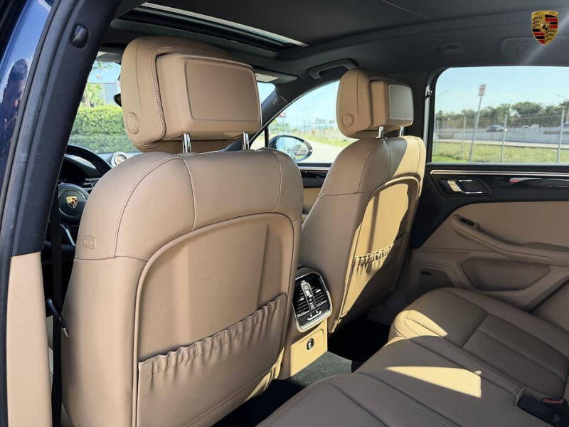 2017 Porsche Macan