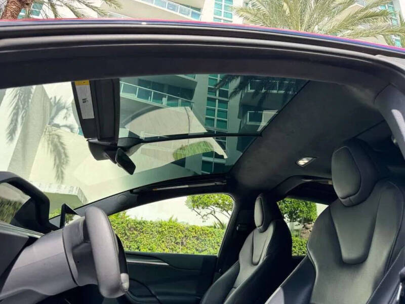 2023 Tesla Model X Plaid