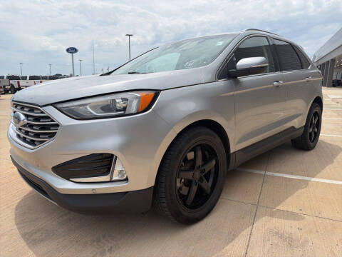 2020 Ford Edge Titanium