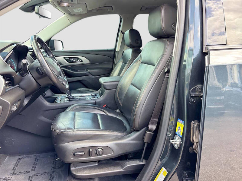 2020 Chevrolet Traverse RS