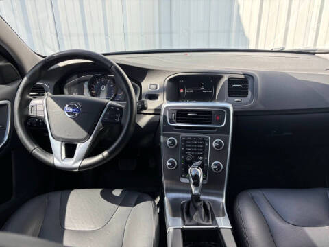 2016 Volvo V60 T5 Premier