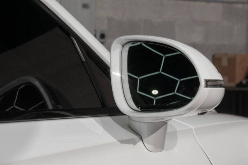 2023 Bentley Flying Spur