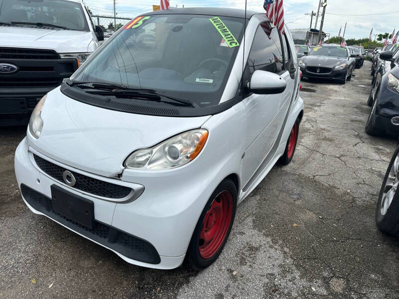 2015 smart fortwo pure photo 2