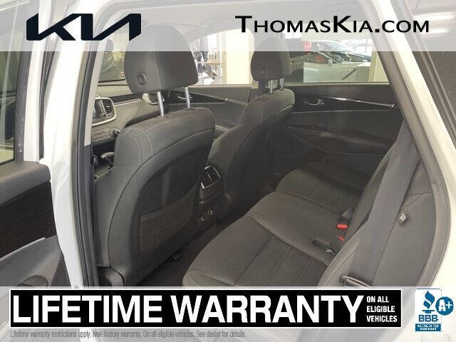 2020 Kia Sorento LX V6