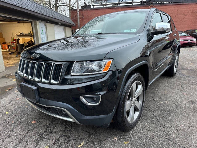 2014 Jeep Grand Cherokee Limited's photo