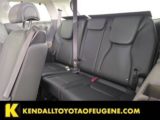 2025 Kia Carnival SX