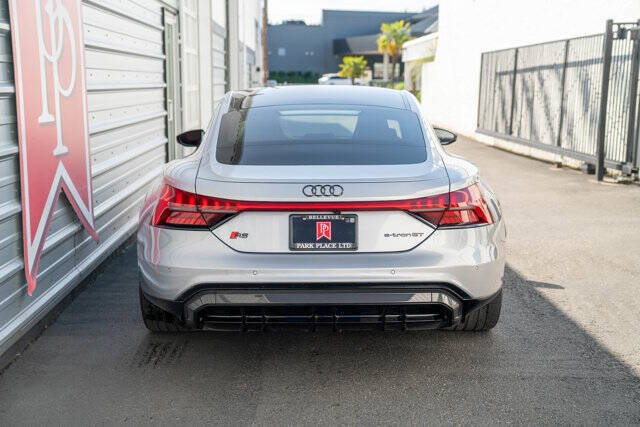 2023 Audi RS e-tron GT 44
