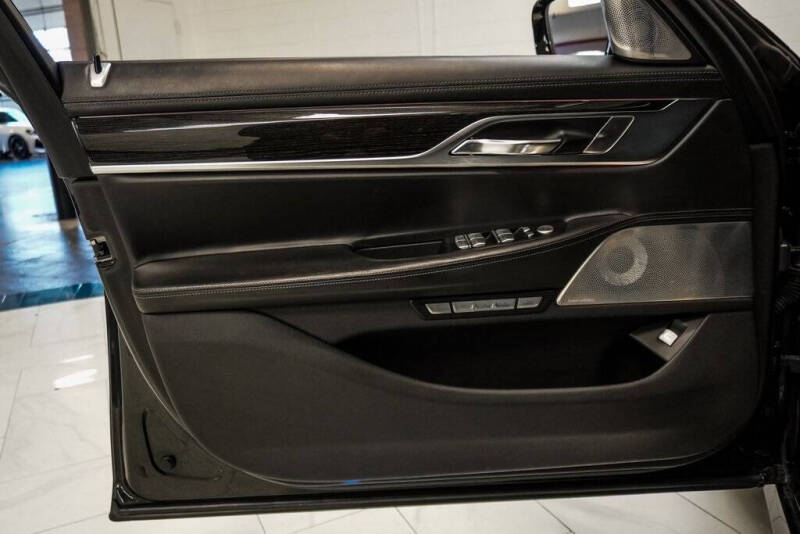 2016 BMW 7 Series 750i xDrive