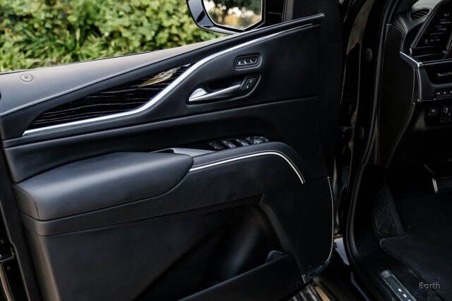 2023 Cadillac Escalade-V