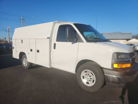 2019 Chevrolet Express for sale at COLONIAL AUTO SALES in North Lima OH