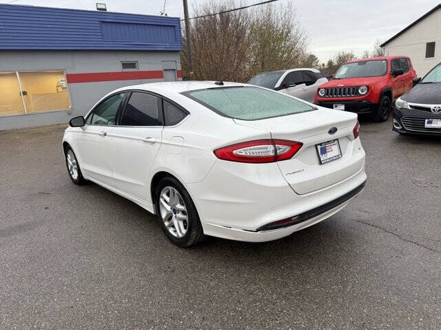 2016 Ford Fusion SE