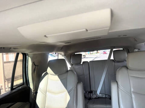 2015 Cadillac Escalade Luxury