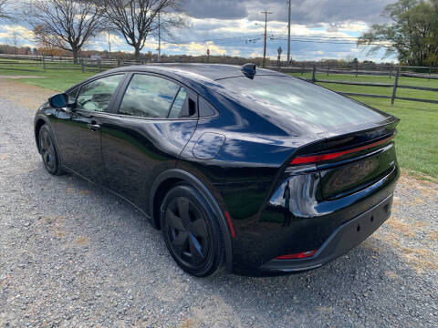 2025 Toyota Prius LE