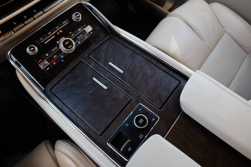 2021 Lincoln Navigator L Reserve