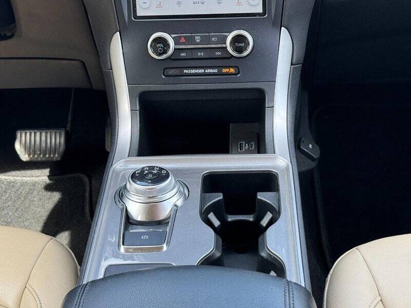 2023 Ford Edge