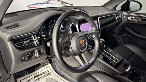 2023 Porsche Macan
