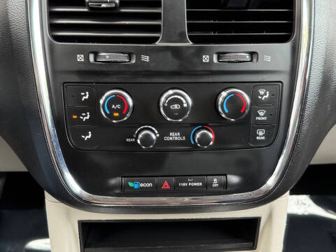 2016 Dodge Grand Caravan SXT
