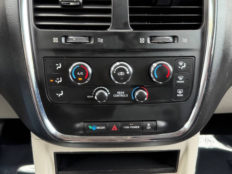 2016 Dodge Grand Caravan SXT