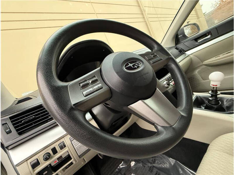 2011 Subaru Outback 2.5i