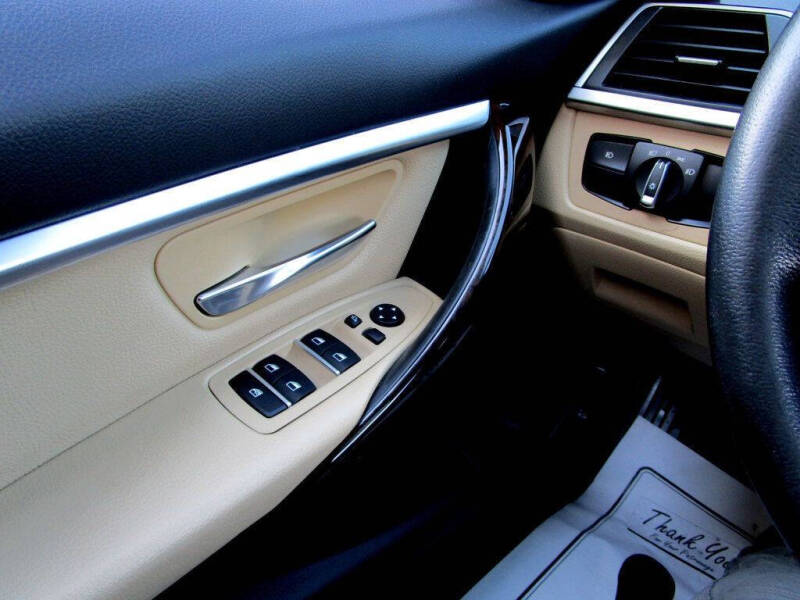 2017 BMW 3 Series 330i xDrive