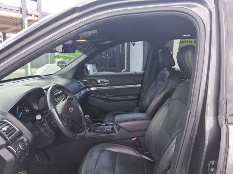 2018 Ford Explorer Sport