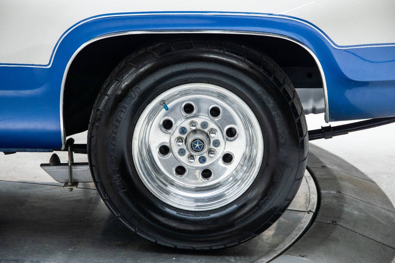 1971 Plymouth Roadrunner 34