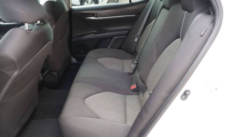 2022 Toyota Camry LE