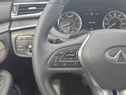 2025 Infiniti QX55 Essential