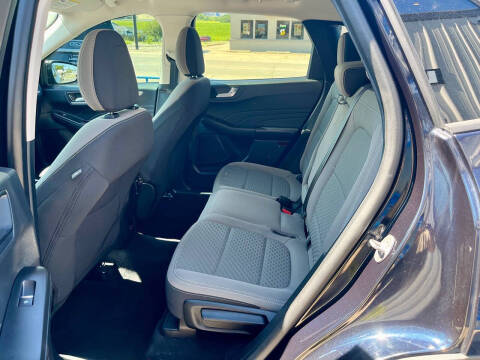 2021 Ford Escape SE