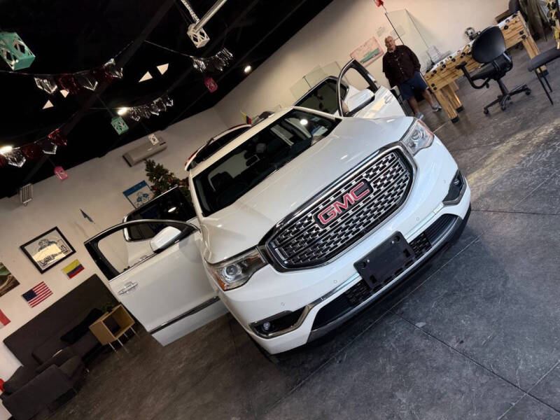 2018 GMC Acadia Denali