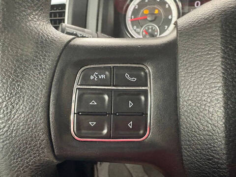 2019 RAM 1500 Classic SLT
