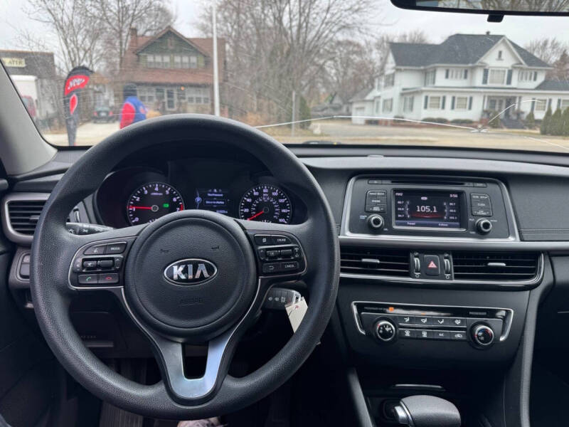 2017 Kia Optima LX