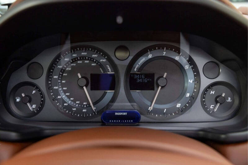 2016 Aston Martin Vanquish Volante