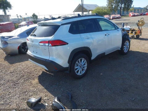 2025 Toyota Corolla Cross LE