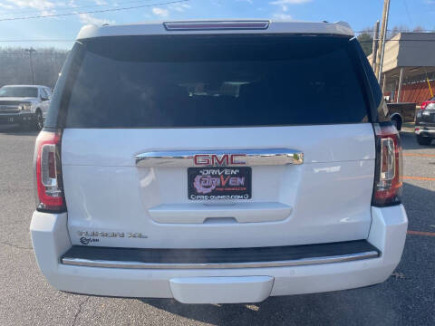 2017 GMC Yukon XL Denali
