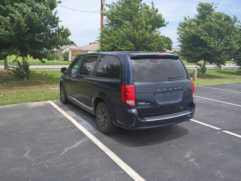 2013 Dodge Grand Caravan SE