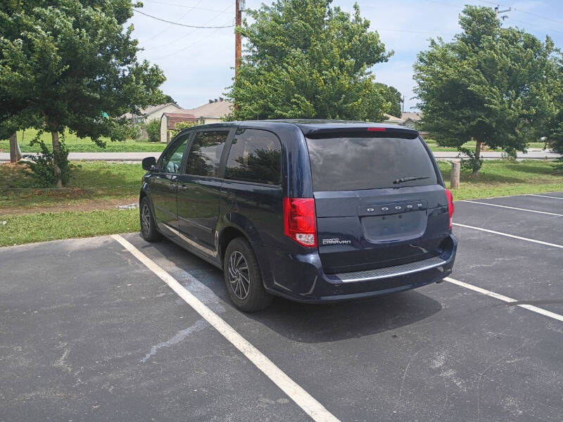 2013 Dodge Grand Caravan SE